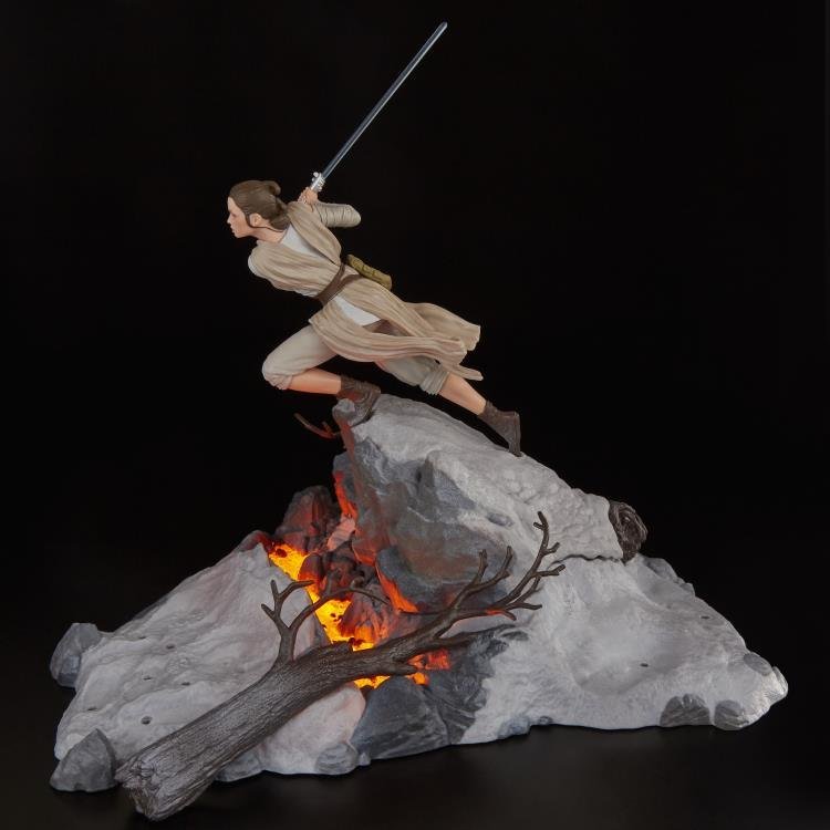 Star Wars: The Black Series Centerpiece 04 Rey Statue - Image 6