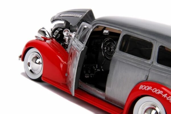 JADA 1939 Chevrolet Master Deluxe Raw Metal "Betty Boop" "Hollywood Rides" "Jada 20th Anniversary" 1/24 Diecast Car By Jada - Image 2