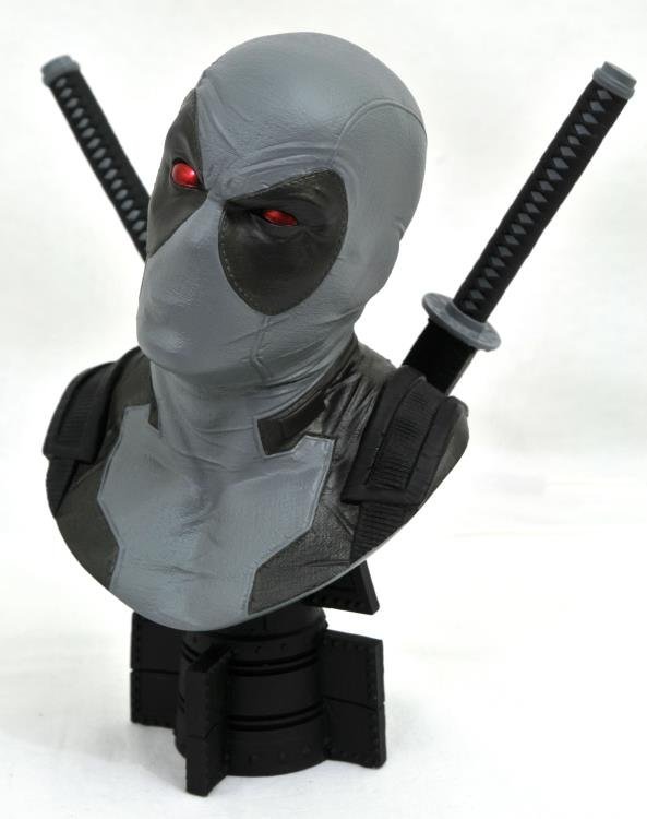 Marvel Legends in 3D X-Force Deadpool 1/2 Scale Limited Edition SDCC 2019 Exclusive Bust - Image 4