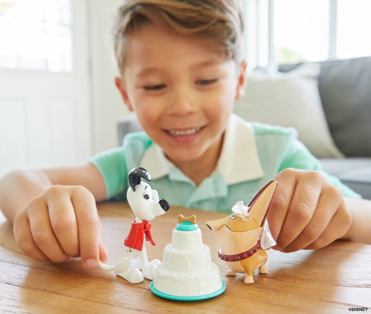 Disney play set 101 Dalmatian Street- Wedding party 3-part - Image 2