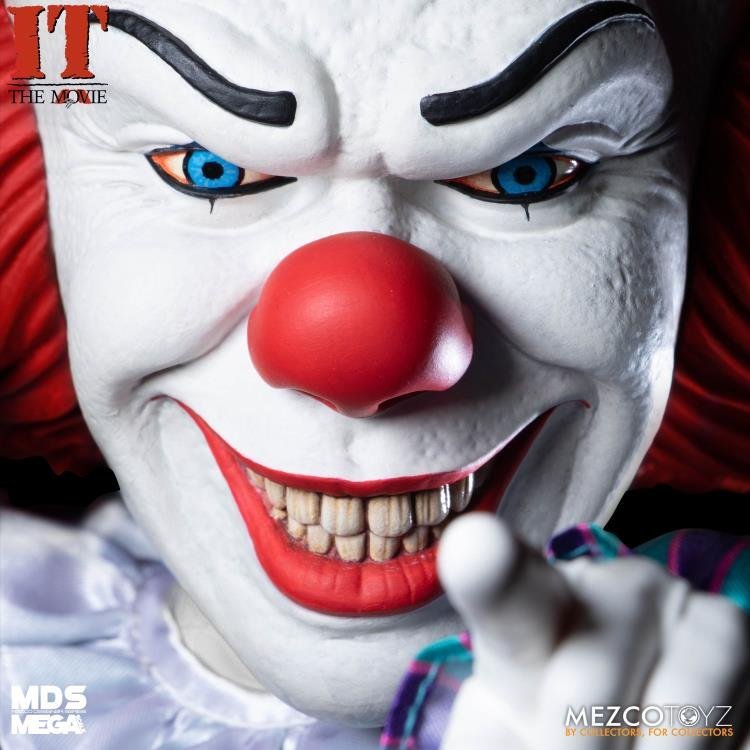 IT (1990) Mezco Designer Series Mega Scale Pennywise - Image 3