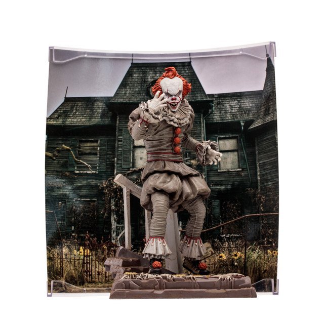 Pennywise from IT (WB 100: Movie Maniacs) 6" Posed Figure - Image 4