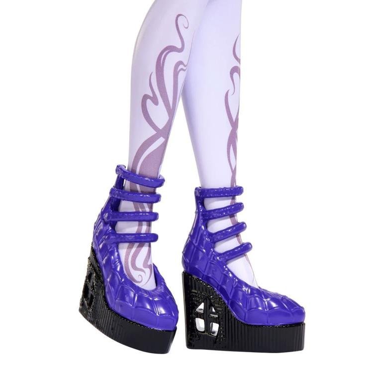 MATTEL: Monster High Creepover Party Twyla Doll - Image 6