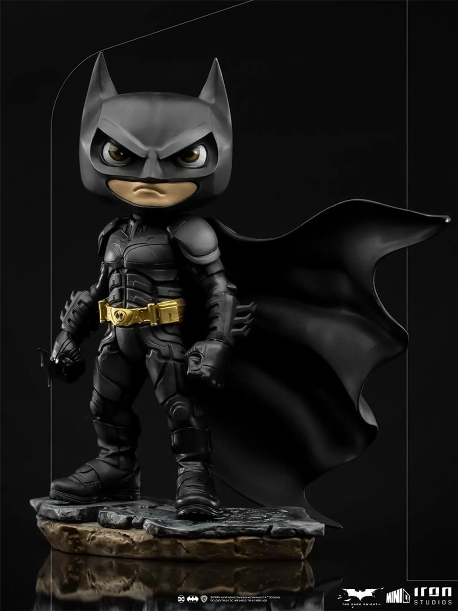Iron Studios MiniCo: The Dark Knight Batman Statue - Image 9