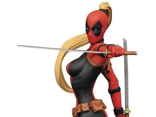 Femme Fatales: Lady Deadpool - Image 3